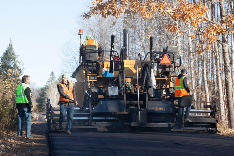 Hawkinson Construction | Asphalt & Paving | Sand & Gravel